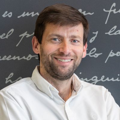 portrait of Alejandro Gómez Rosende