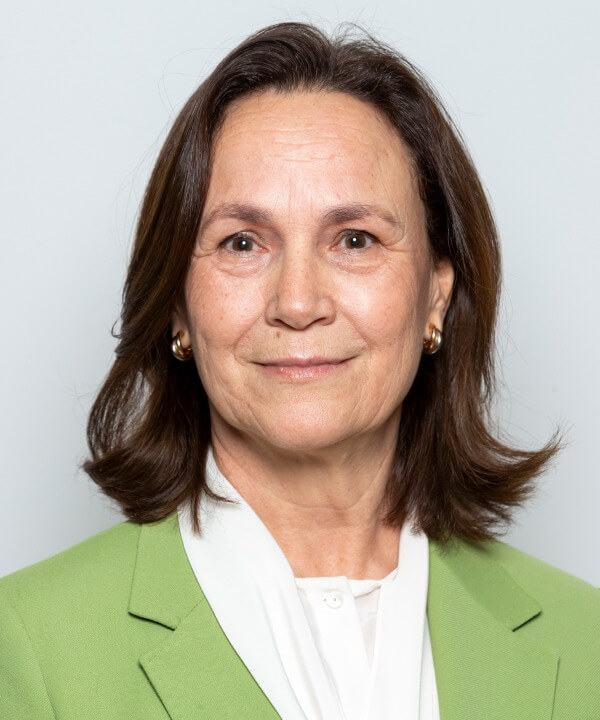 portrait image of María José Esteban