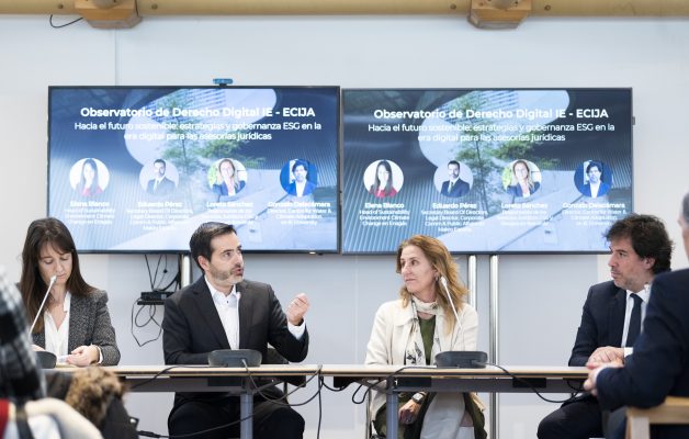 Mesa redonda de la presentación del informe sobre sostenibilidad del Observatorio de Derecho Digital IE-ECIJA