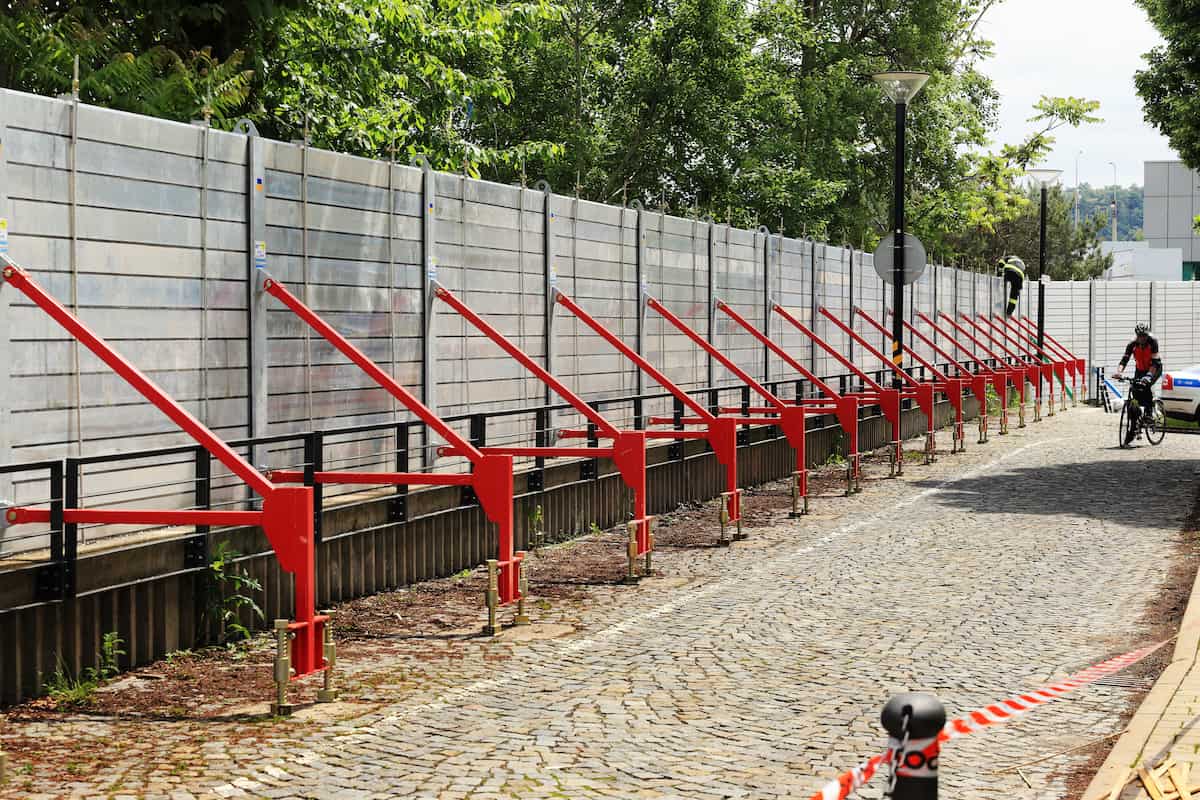 Urban planning for climate resilience: Adapting cities to challenges