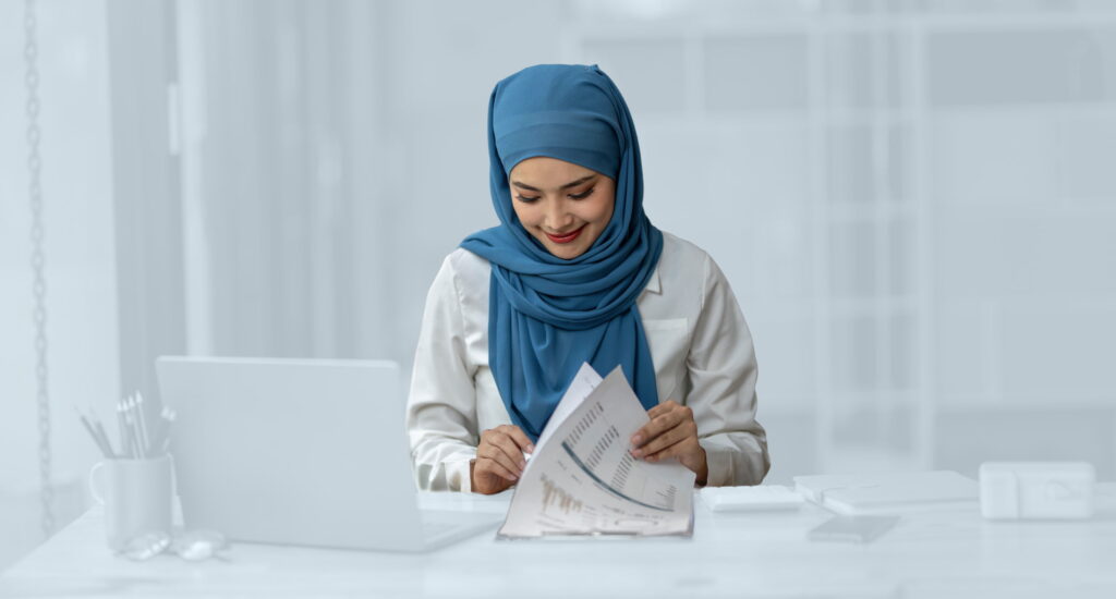 Girl overcoming cultural shock while studying abroad